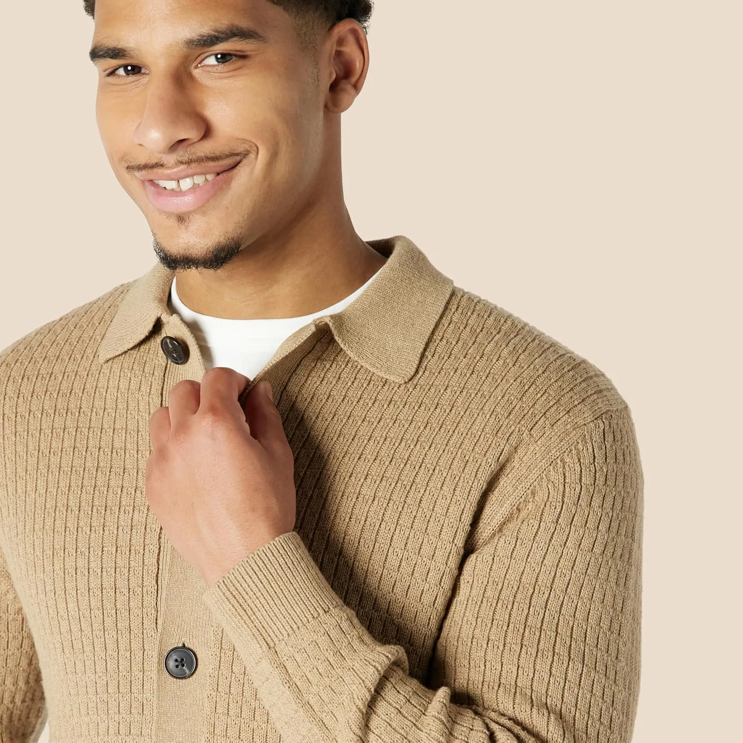 Amazon Essentials Men's Relaxed-Fit Collared Cardigan Sweater
