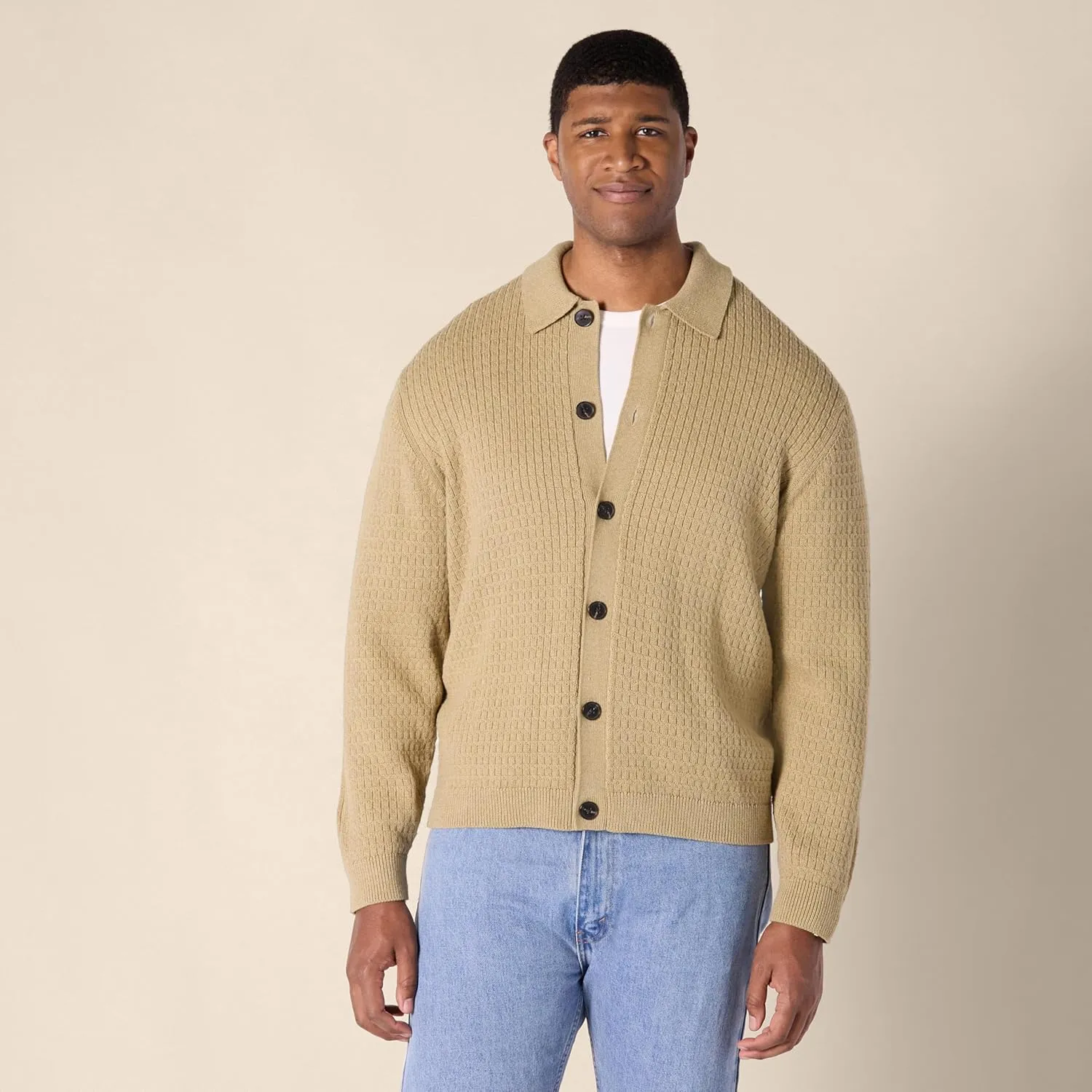 Amazon Essentials Men's Relaxed-Fit Collared Cardigan Sweater