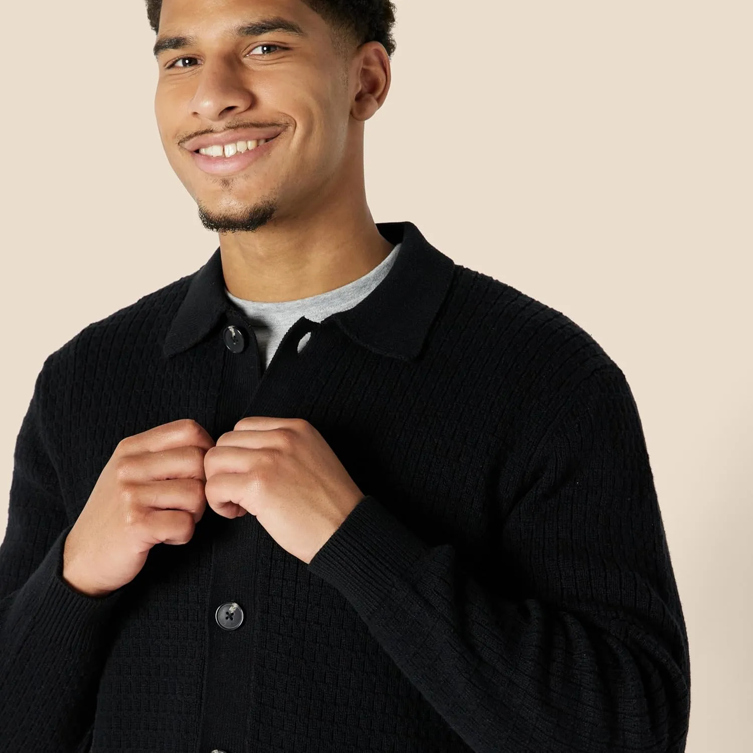 Amazon Essentials Men's Relaxed-Fit Collared Cardigan Sweater