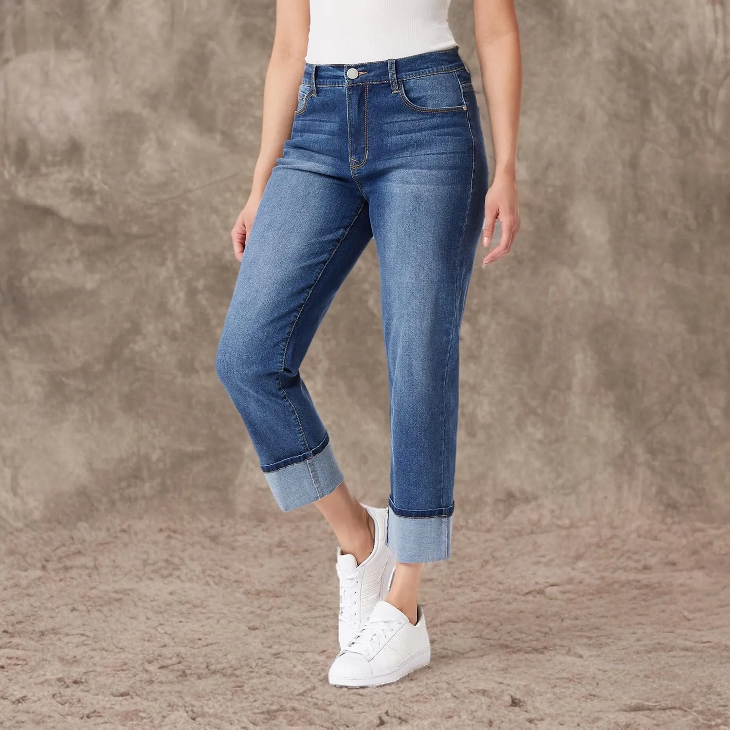 Angels Forever Young Women's Signature Straight Crop Jeans