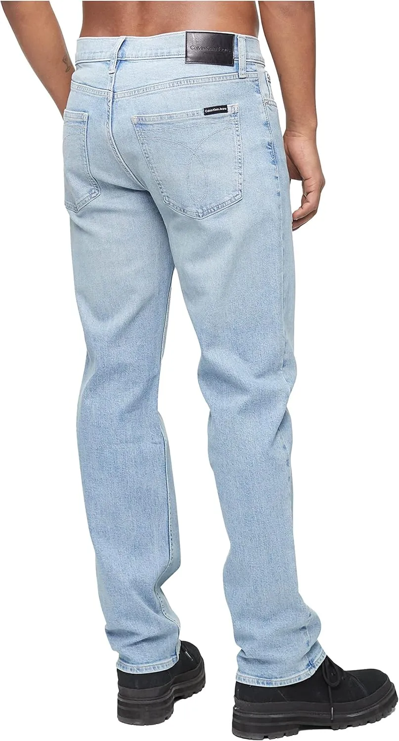 Calvin Klein Men's Straight Fit Jeans