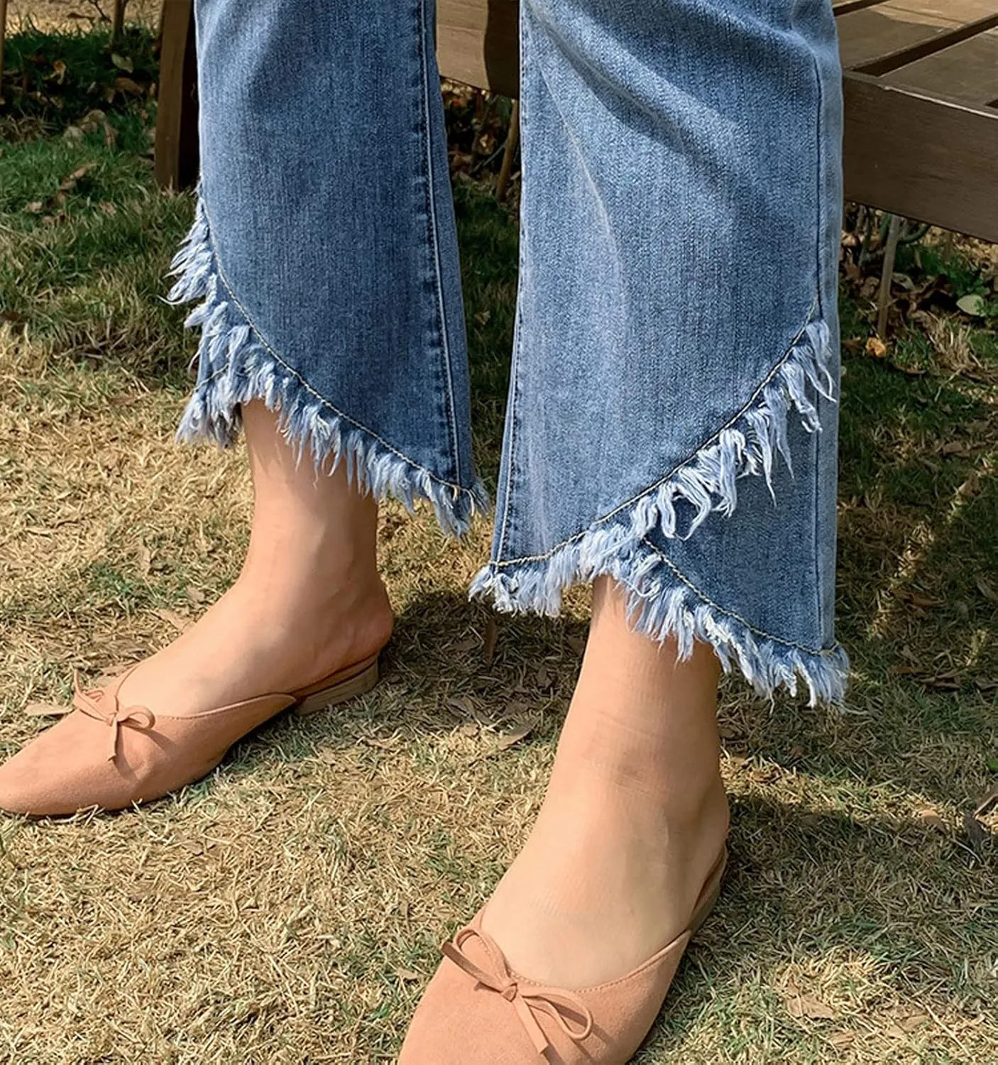 CHARTOU Women Cute Stretch Denim Jeans Ripped Distressed Frayed Hem Denim Pants Tassel Fringe Cropped Jeans