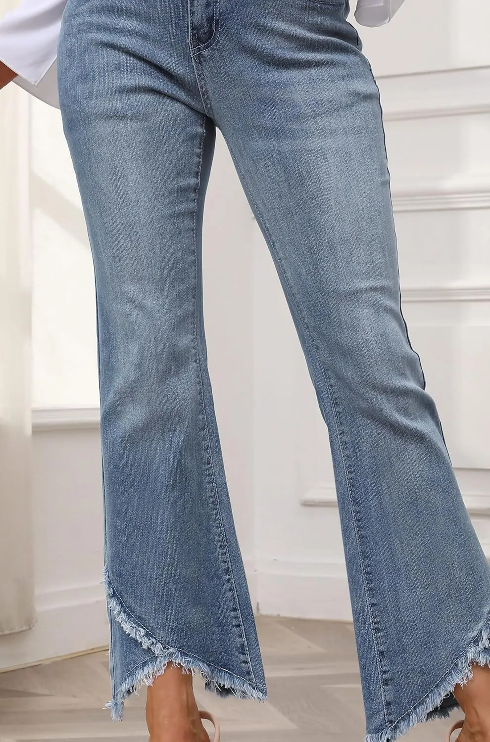 CHARTOU Women Cute Stretch Denim Jeans Ripped Distressed Frayed Hem Denim Pants Tassel Fringe Cropped Jeans