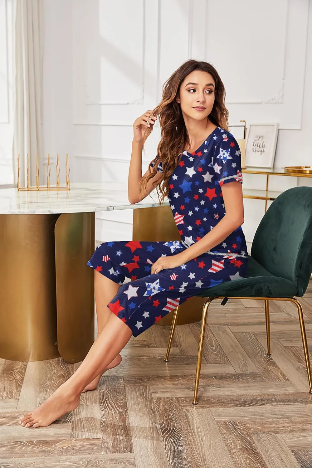 Ekouaer Women's Sleepwear Capri Pajama Sets Short Sleeve Two-Piece Pjs V Neck Tops & Capri Pants with Pockets S-3XL