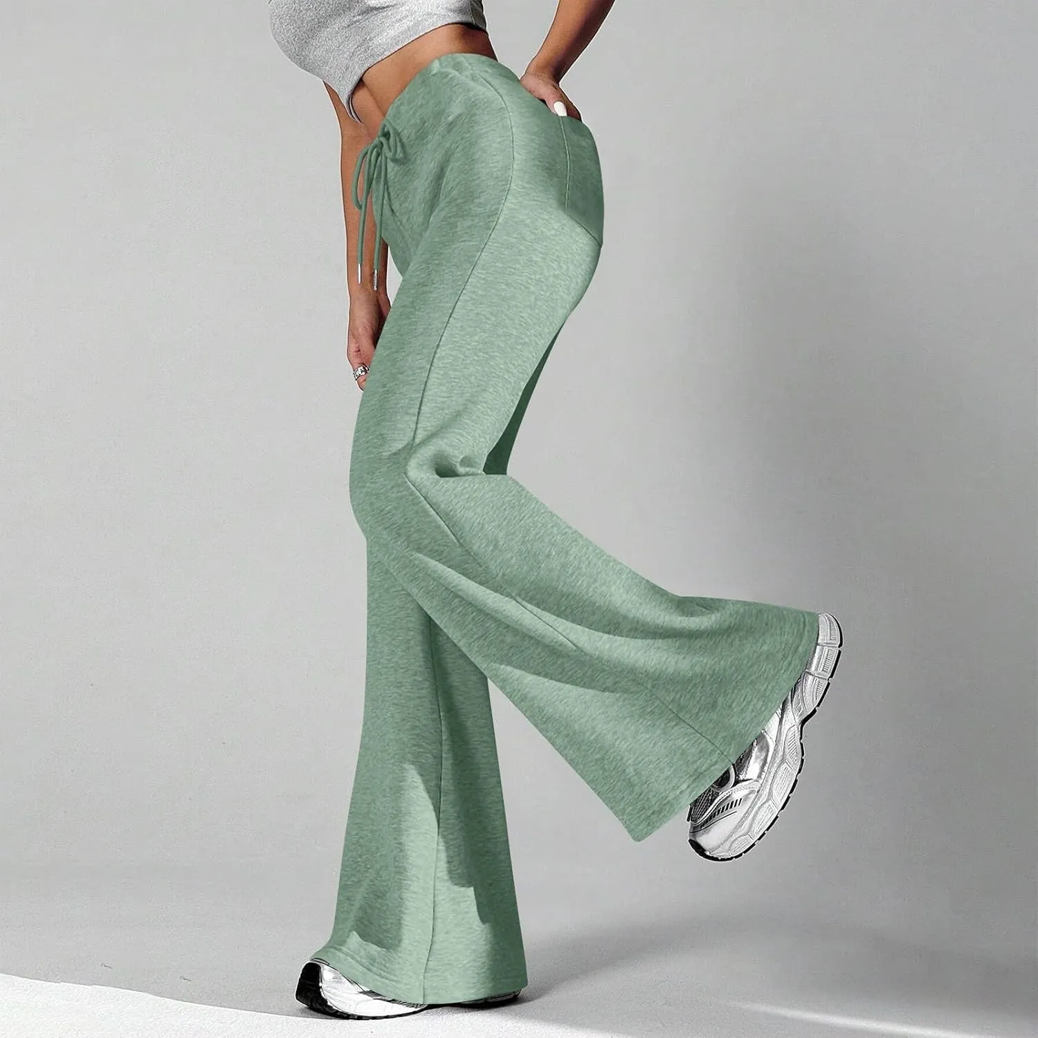 Flare Sweatpants Women High Waisted Wide Leg Pants Comfy Fleece Sweatpants Casual Loose Fit Yoga Pants with Pockets