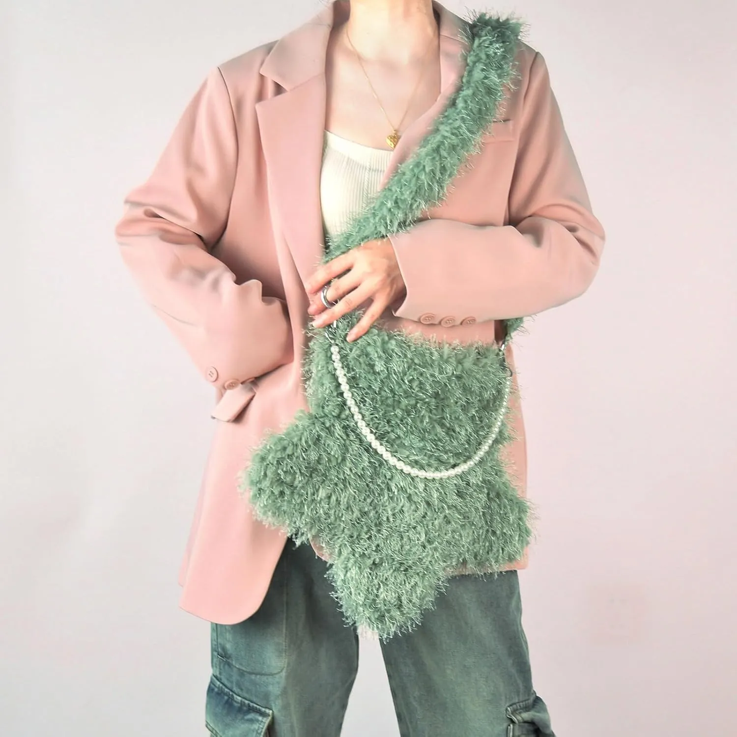 Fuzzy Plush Bag for Women,Furry Faux Fur Star Shape Crossbody Shoulder Purse,Soft Fluffy Autumn Winter Tote Handbag