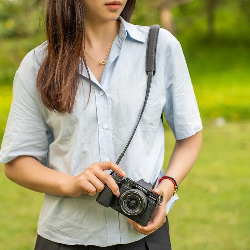 Genuine Leather Camera Half Case Cover Bag for Fuji Film XS20 Fuji X-S20 Camera (Classic Black (Case Only))