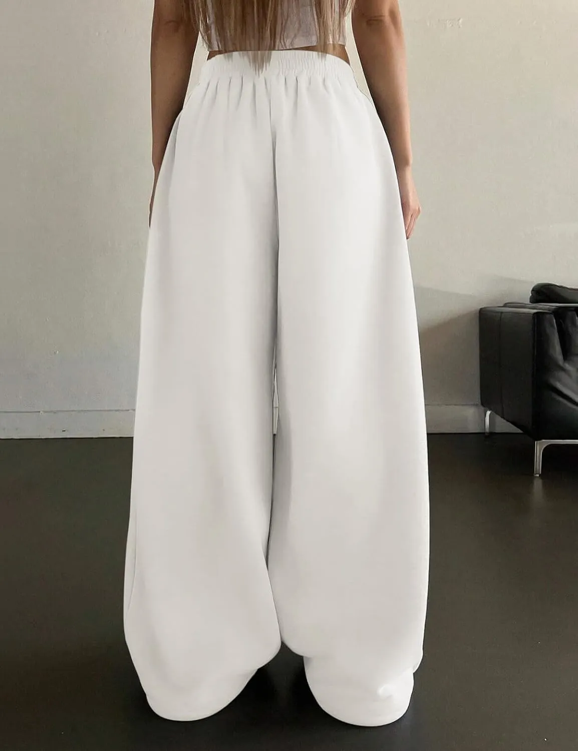 HeSaYep Fleece Lined Sweatpants for Women Winter Warm Wide Leg Drawstring Cuffs Baggy Sweat Pants with Pockets