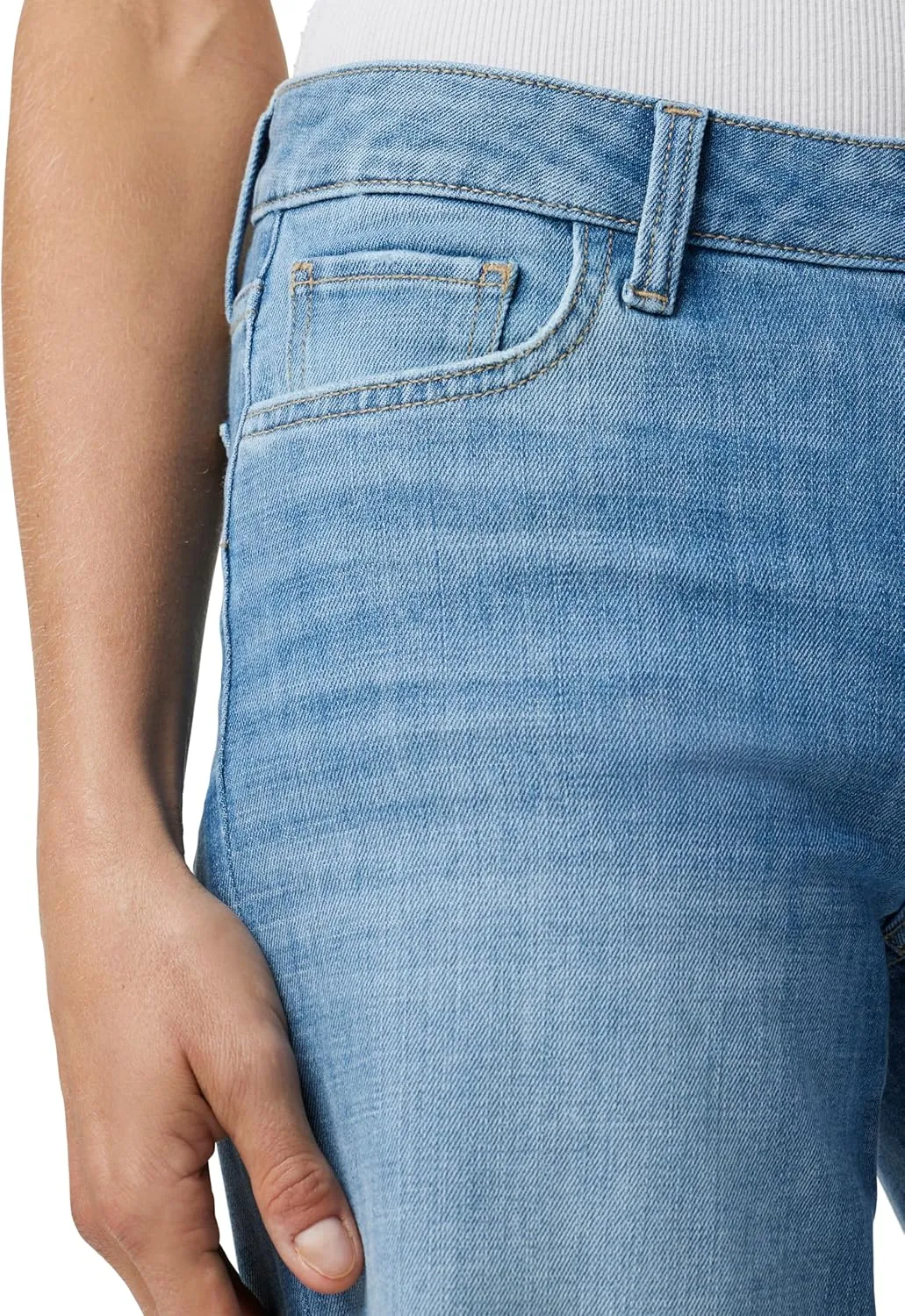 Joe's Women's Lou Low Rise Wide Leg Jeans