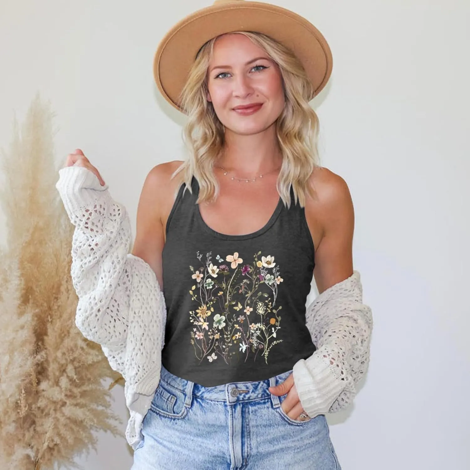 Vintage Floral Flower Tank Tops for Women Boho Wildflowers Graphic Tees Botanical Vest Casual Sleeveless Shirts Tops