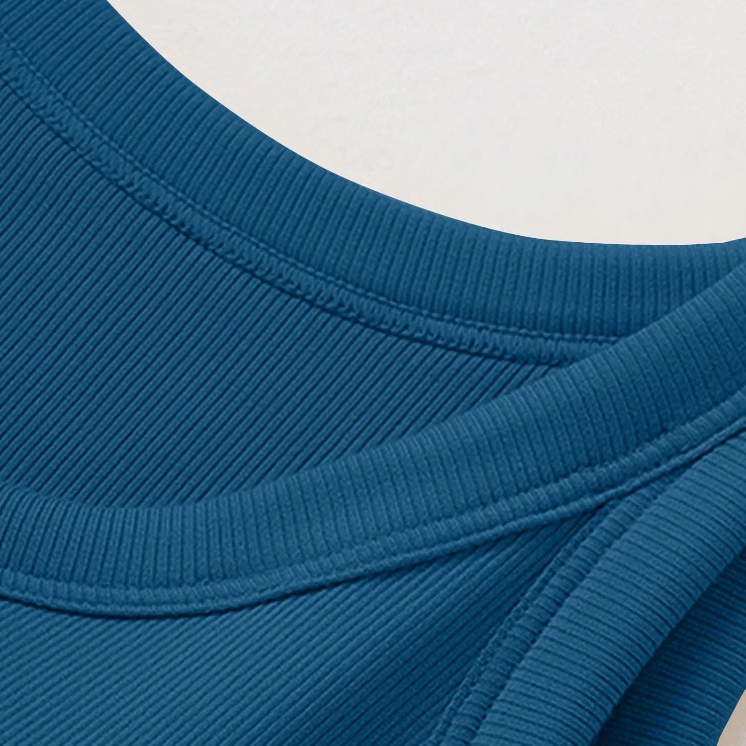 Women's Tank Top Built in Bra Sleeveless Ribbed Summer Shirts Slim Fit Basic Tees Comfy Padded Yoga Athletic Tshirts