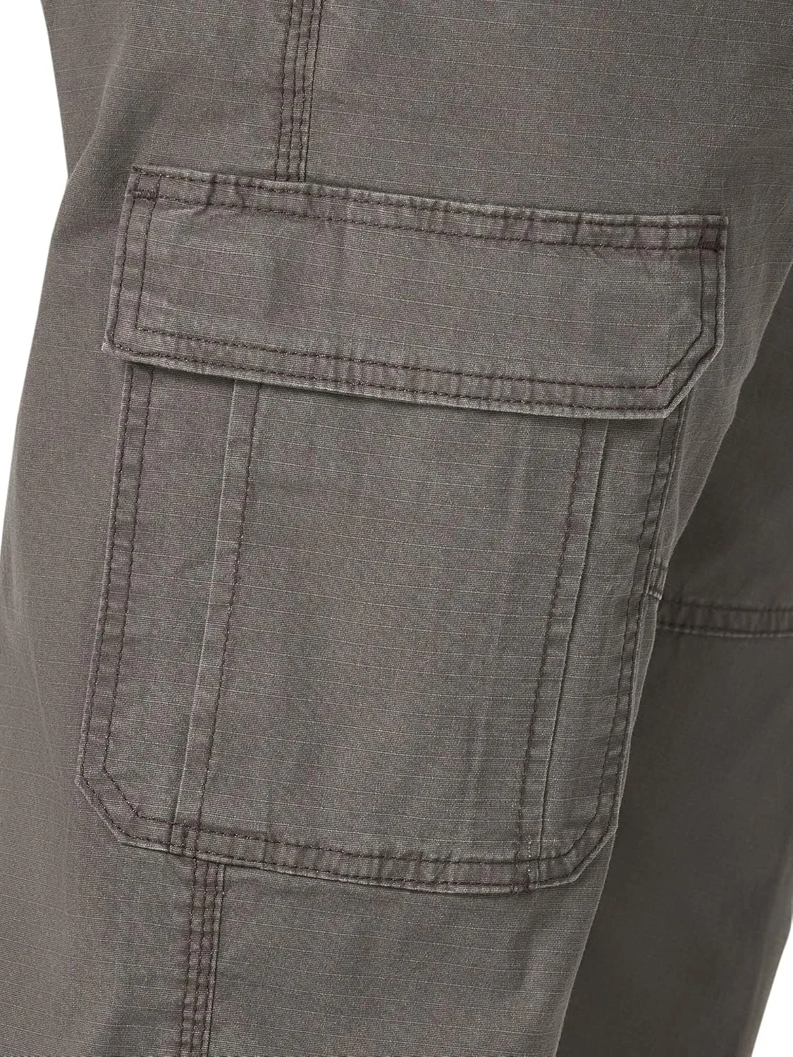 Wrangler Authentics Men's Relaxed Fit Stretch Cargo Pant