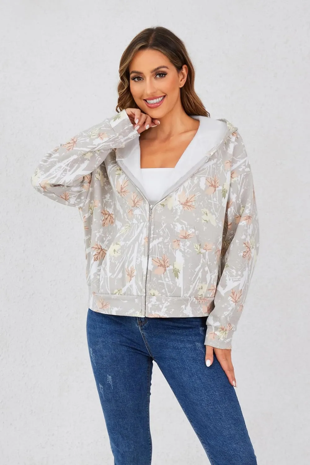 Ythomm Womens Zipper Camo Hoodies Maple Leaf Graphic Zip Up Fleece Hooded Sweatshirts Retro Baggy Fall Drop Shoulder Hoodies